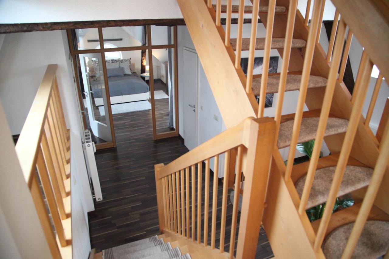 Wunderschoene Dachgeschoss - Maisonette Apartment